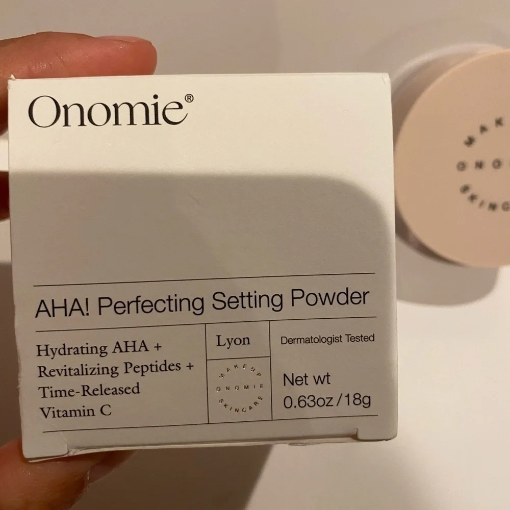NWT ONOMIE AHA! Perfecting Setting Powder (18g) Full Size